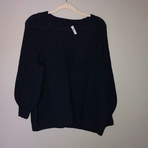 BNWT AMERICAN EAGLE SWEATER